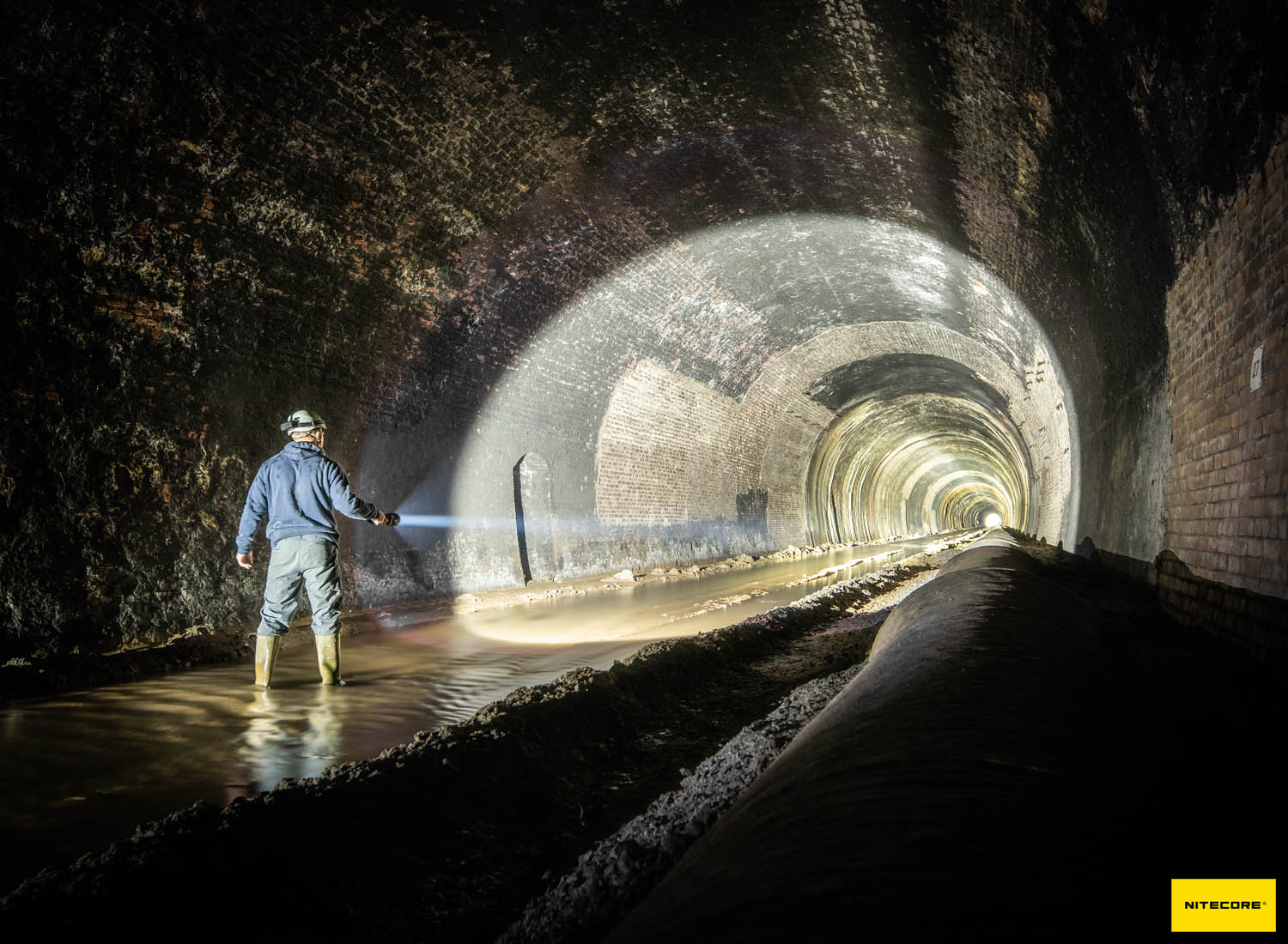 Nitrcore brand slika tunel